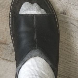 American Eagle Sandals 11